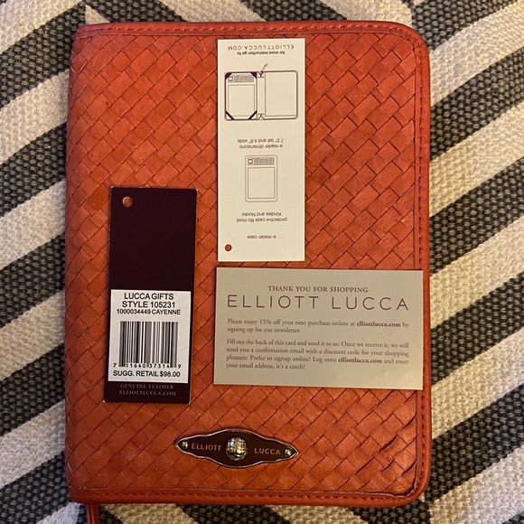 Elliott Lucca E-reader/Kindle case Cayenne color. - Picture 1 of 8